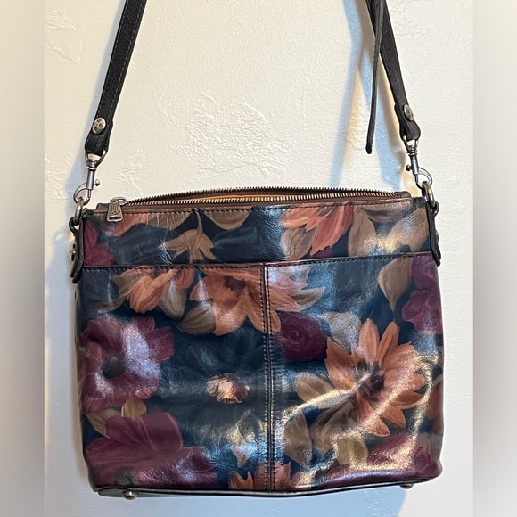 Patricia Nash Tuscania Peruvian Painting Leather Shoulder Bag - Picture 16 of 17
